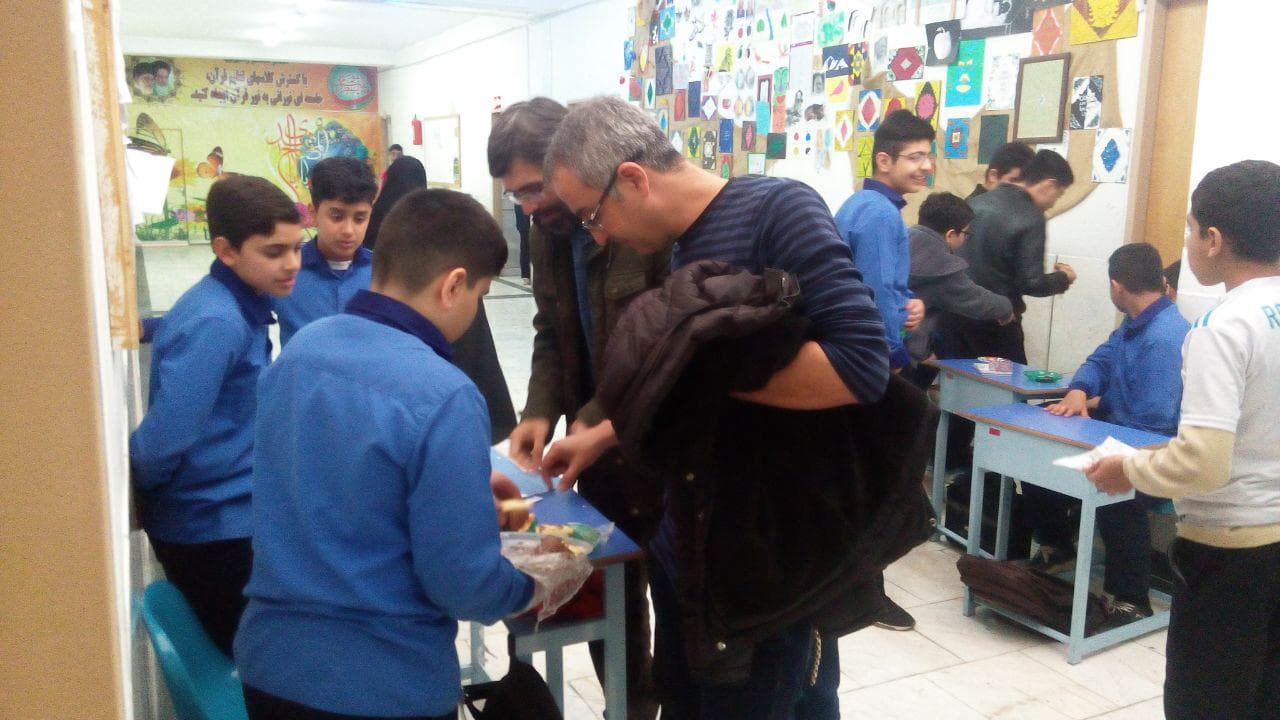 برگزاری بازارچه دانش آموزی